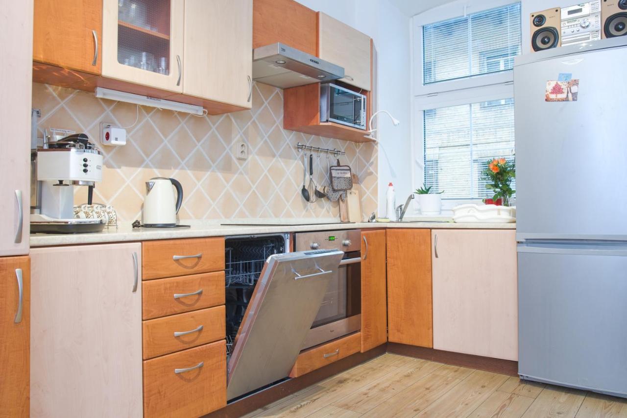 Pod Cernou Horou Apartment
